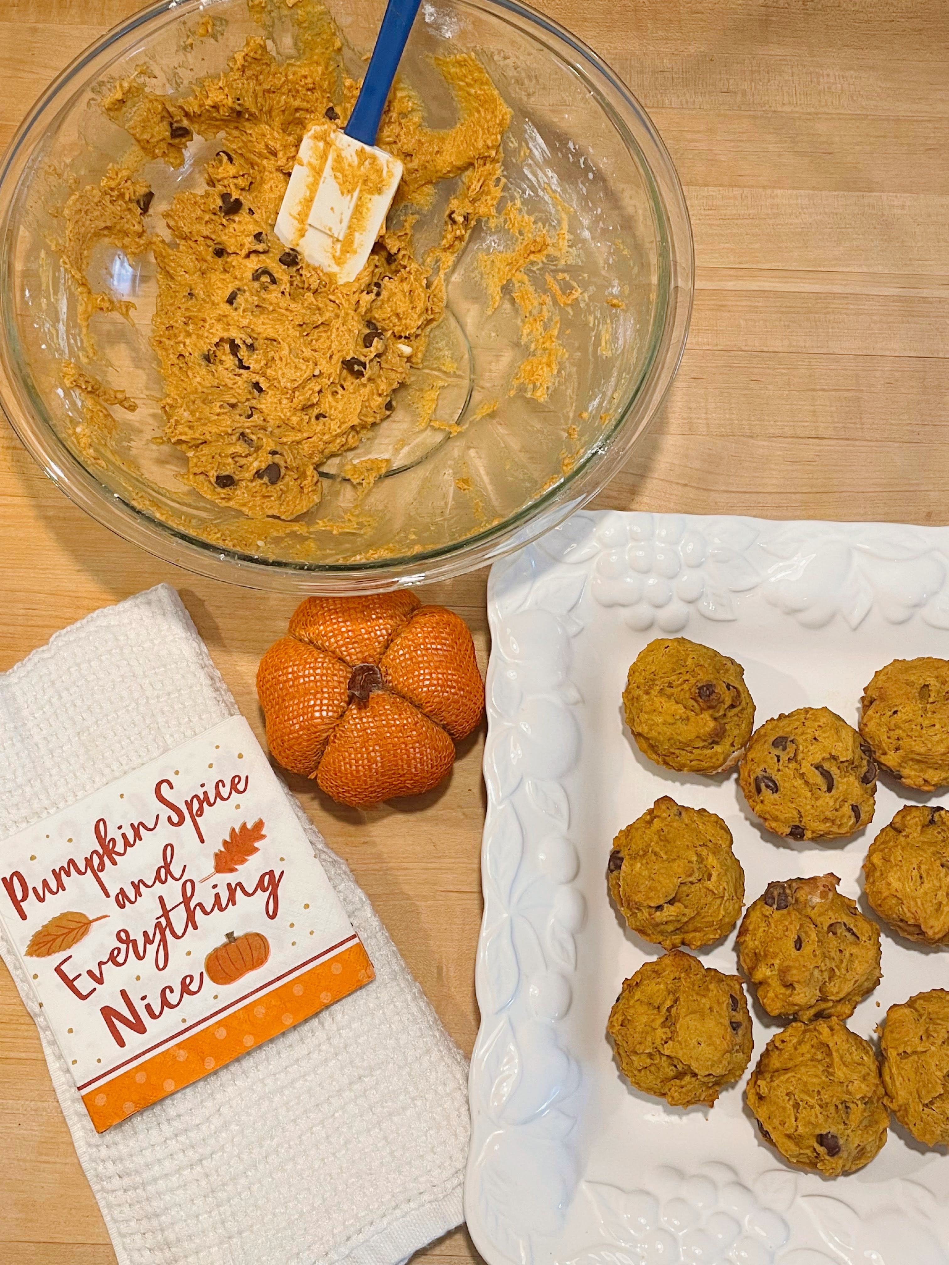 pumpkin chocolate chip muffins recipe post